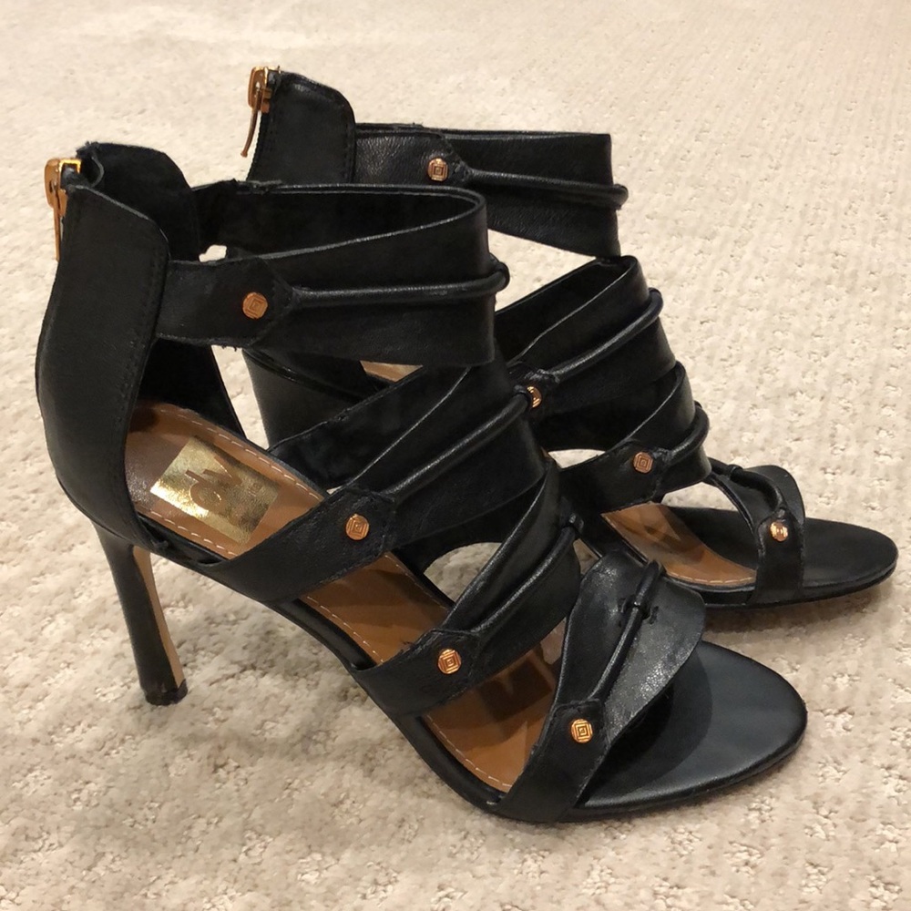 Gorgeous Dolce Vita Black Faux Leather Heels 👠